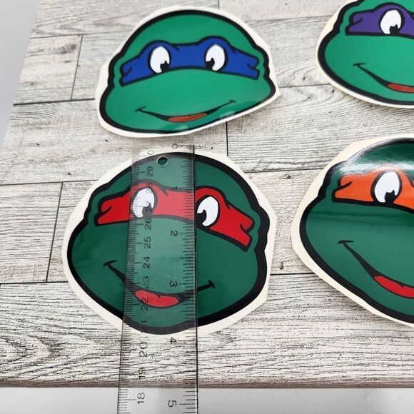 TMNT Teenage Mutant Ninja Turtles Vinyl Sticker Decals Set of 4 Turtles Heads 4 - Picture 2 of 2